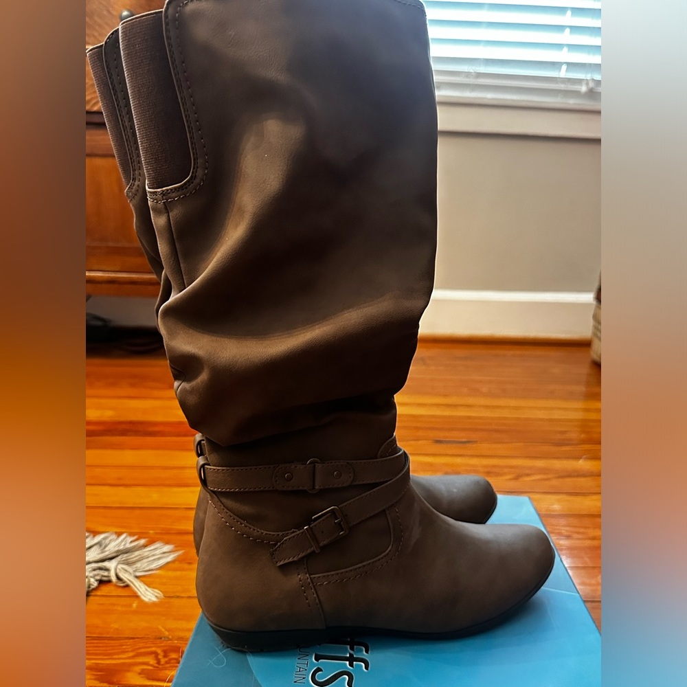 Cliff boots